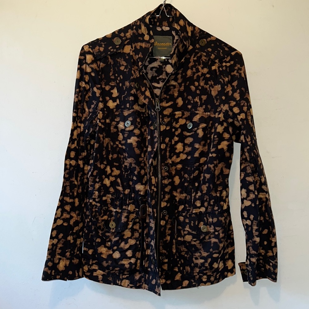 Wearmaster Outerwear Field Garment Women’s S Black with Tan Cheetah-like Pattern
